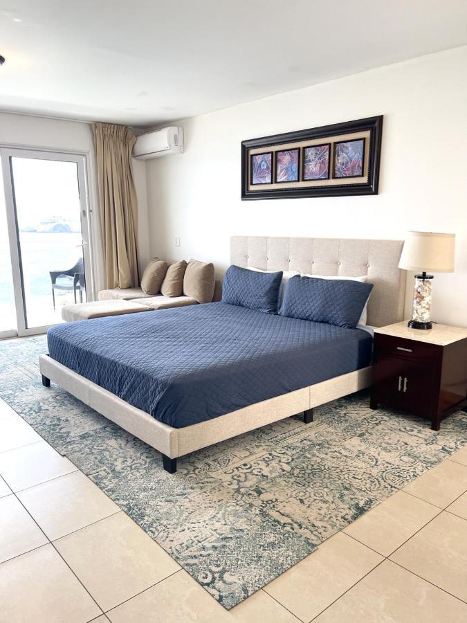 Maho Beach House - Grand Studio - Oceanview Suite Luaran gambar